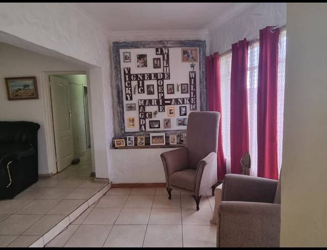 4 BEDROOM HOUSE FOR SALE IN MEYERVILLE